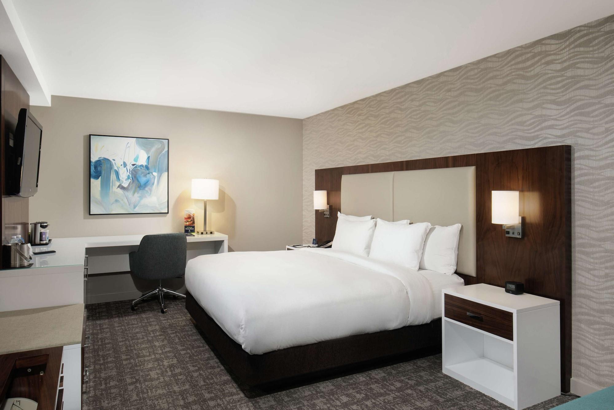 Отель Doubletree By Hilton Monrovia - Pasadena Area Экстерьер фото